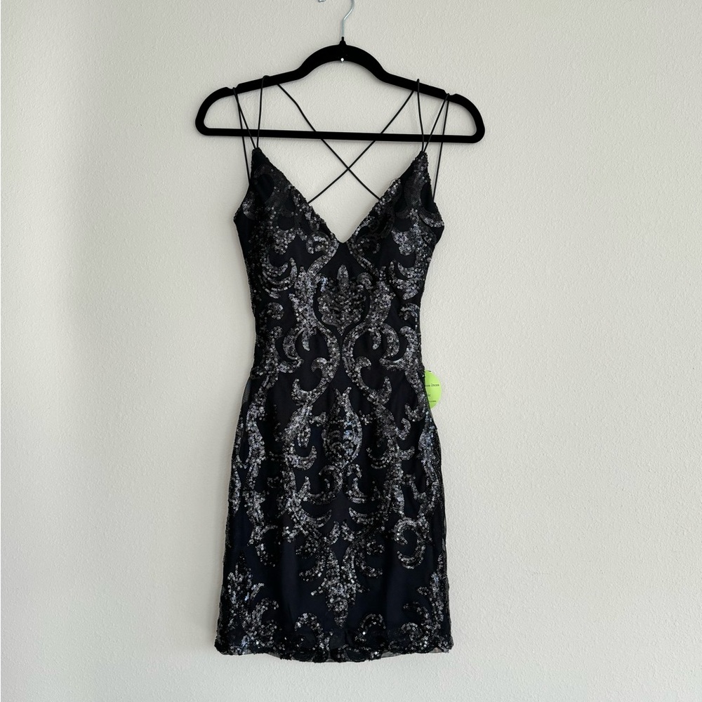 Never worn WITH TAGS Windsor homecoming/going out dress